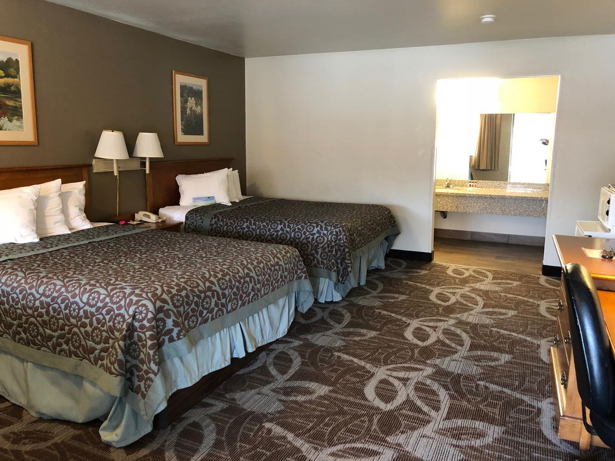 Days Inn By Wyndham Provo Eksteriør bilde